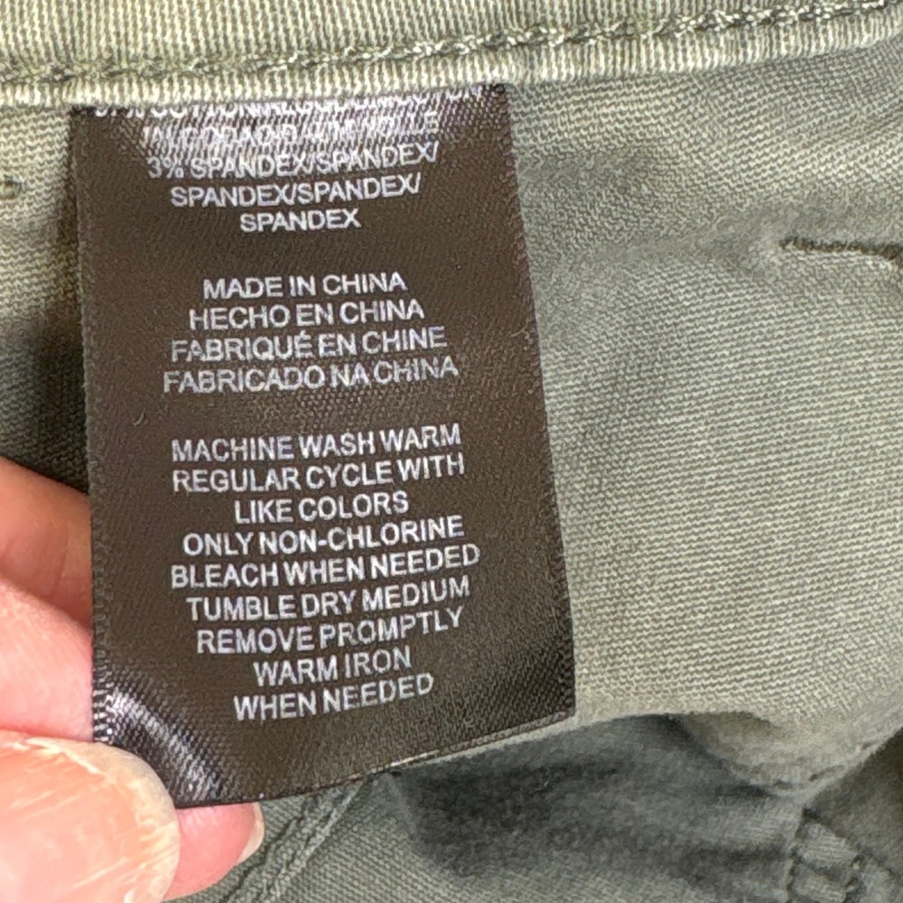 Jones New York Womens Utility Shorts Olive Green Size 4 Cotton Stretch Cargo 7in - Picture 7 of 12